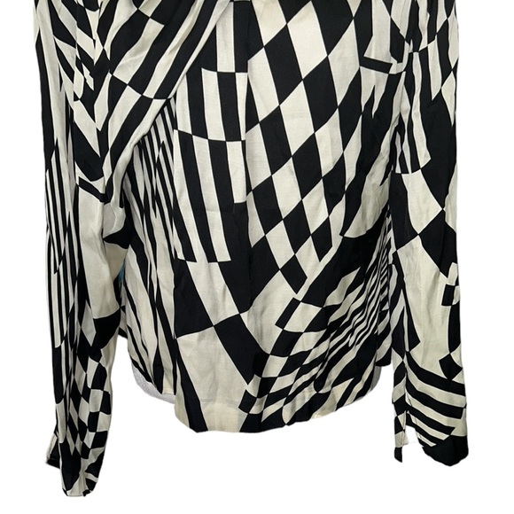 NWT Zara Black & Ivory Satin Front Pleat Asymmetrical Blouse - Bloggers Fave - L - Picture 9 of 16